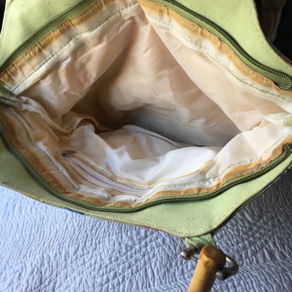 FREE WITH PURCHASE!💚🎊 - Picture 5 of 7